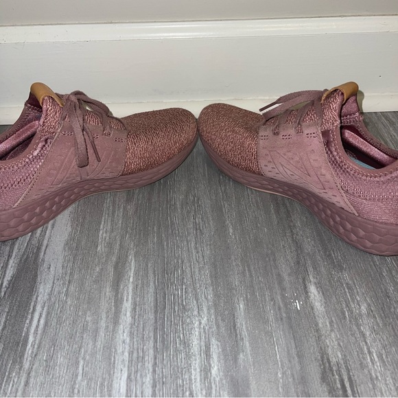 New Balance Shoes - Picture 5 of 5